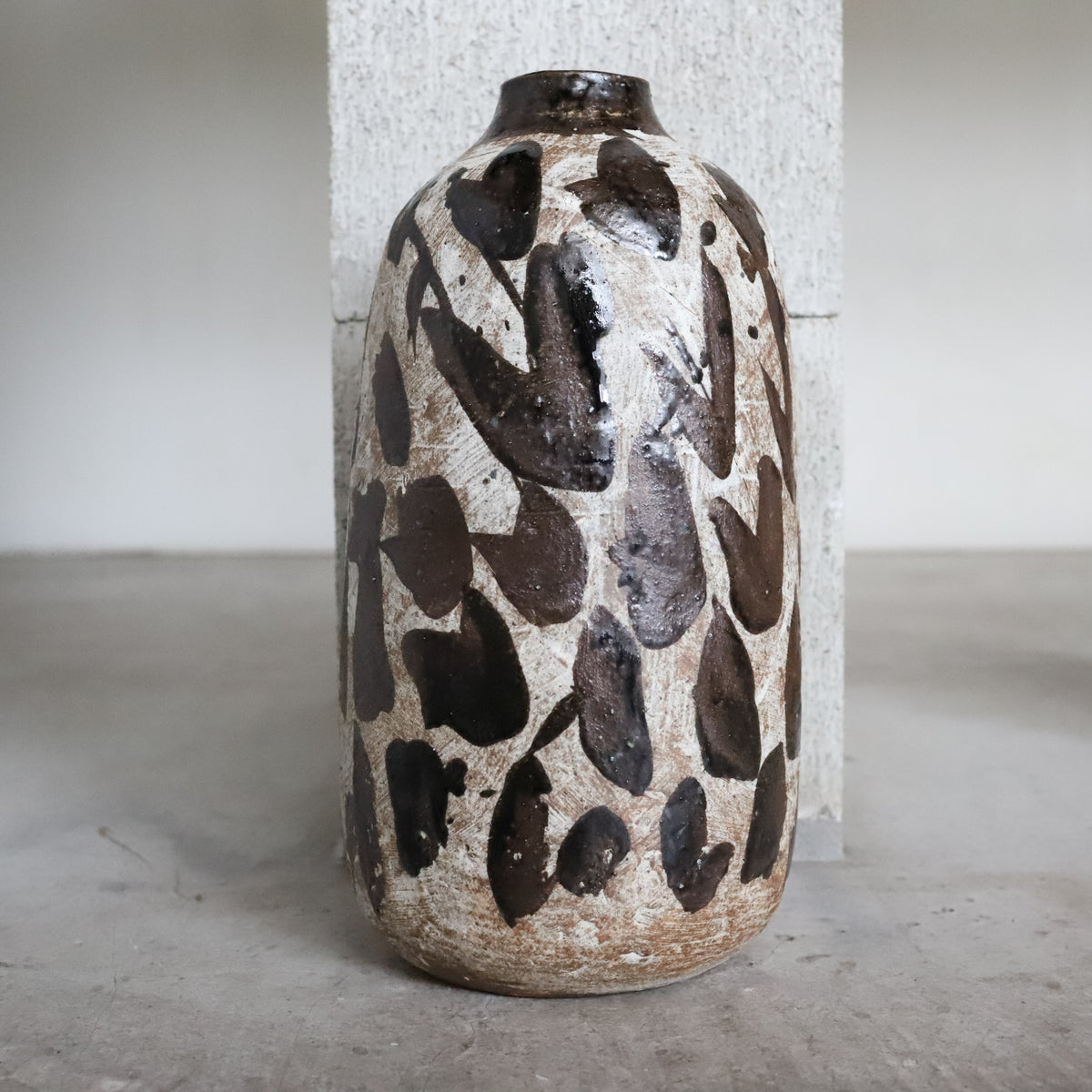 陶器の花瓶 山と樹木の風景画 Hiroki Miura 〈Vase〉#6 – Blumo