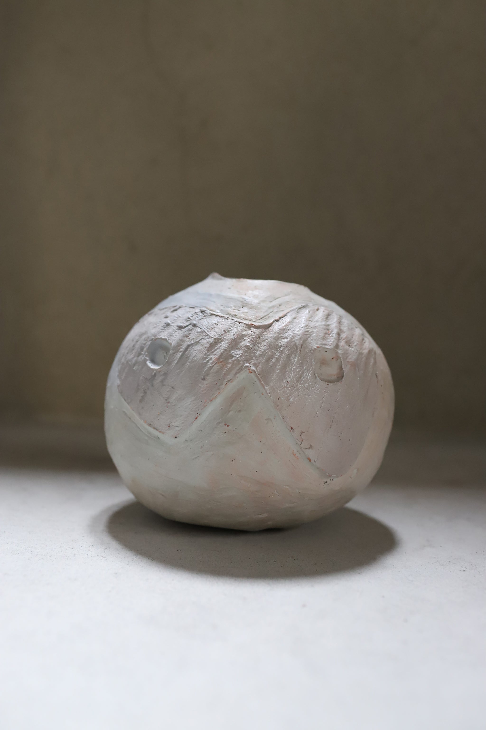 Hiroki Miura 〈Relief Vase〉#16 – Blumo