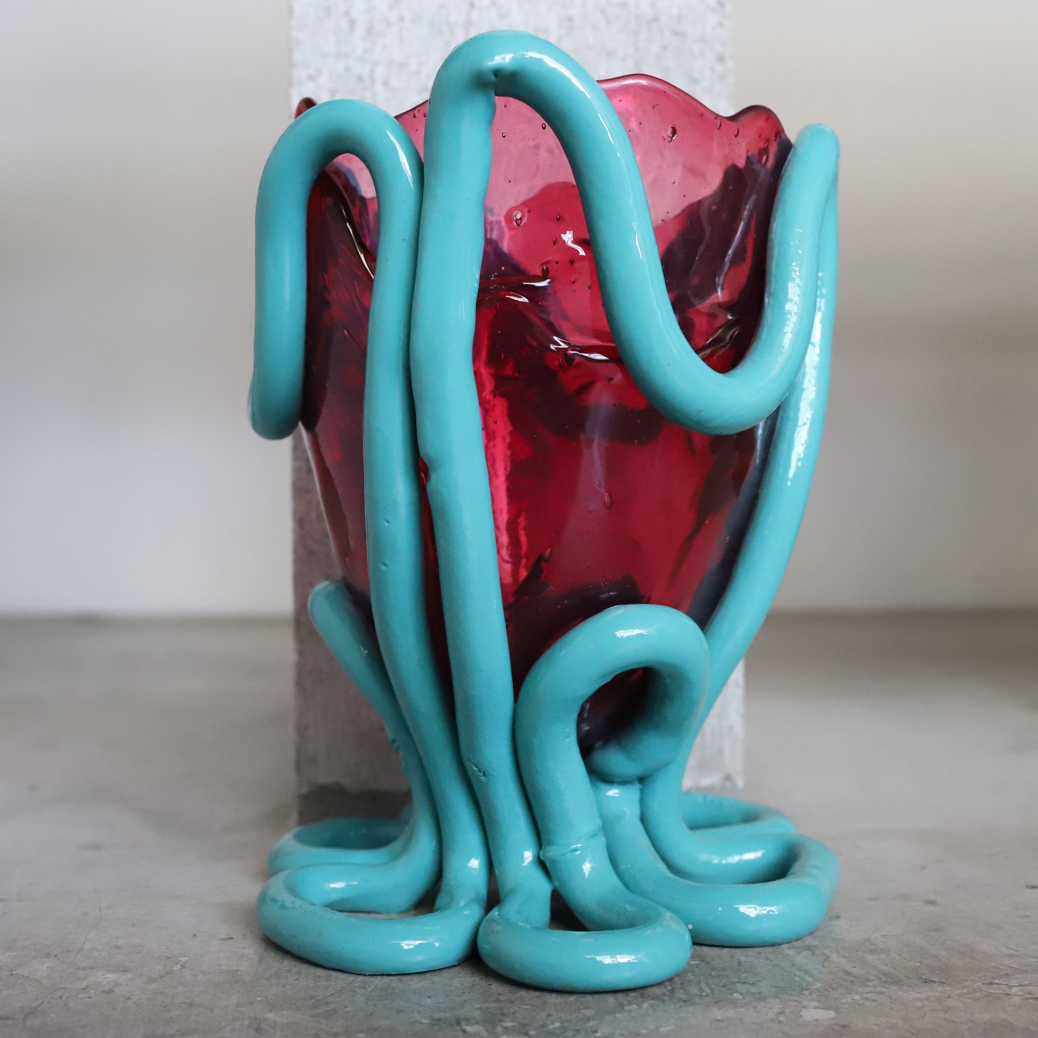 Indian Summer Vase M size - Fish Design by Gaetano Pesce