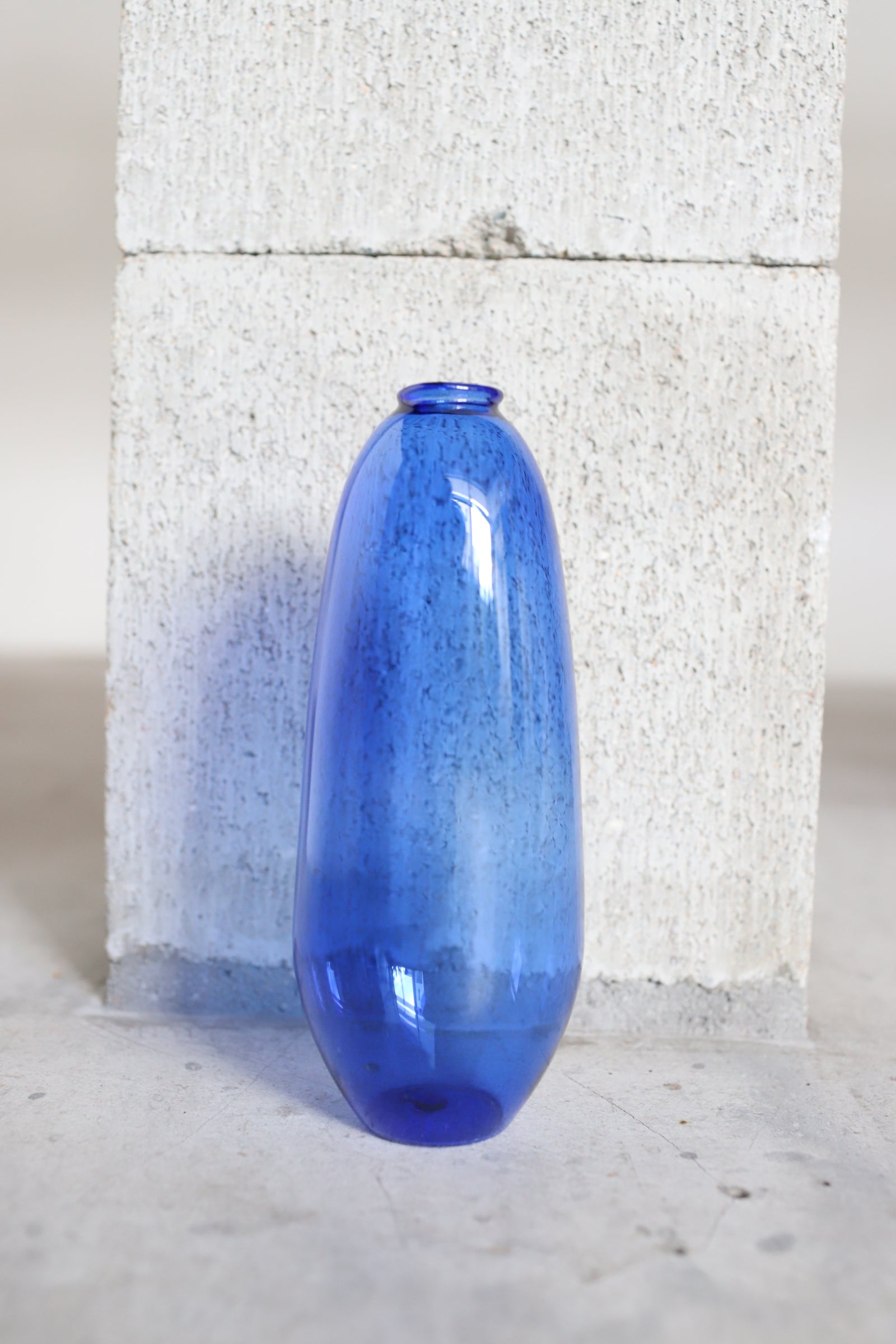 December  Vase #12