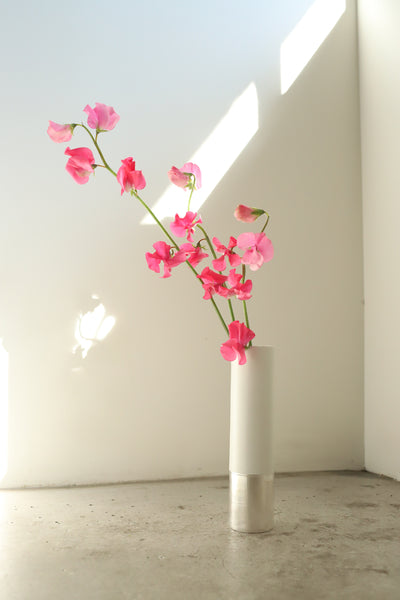 Yuki Yoshimoto Silver foil Vase #2 – Blumo